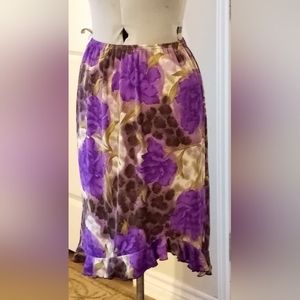 Caribou New York purple flower Skirt size Medium